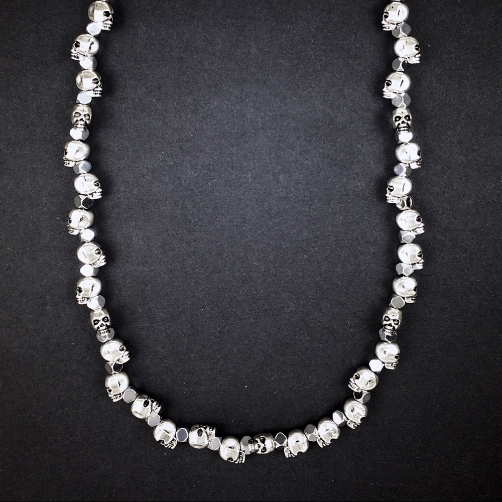 24” Silver Skull & Hematite Beaded Necklace Chain